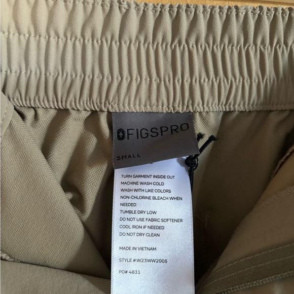Figspro stone colored small trouser - Picture 7 of 7
